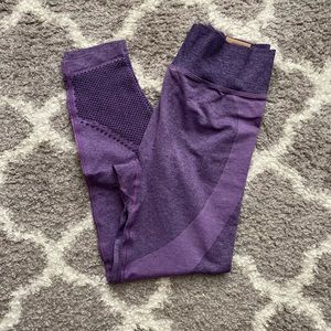 Women’s workout leggings